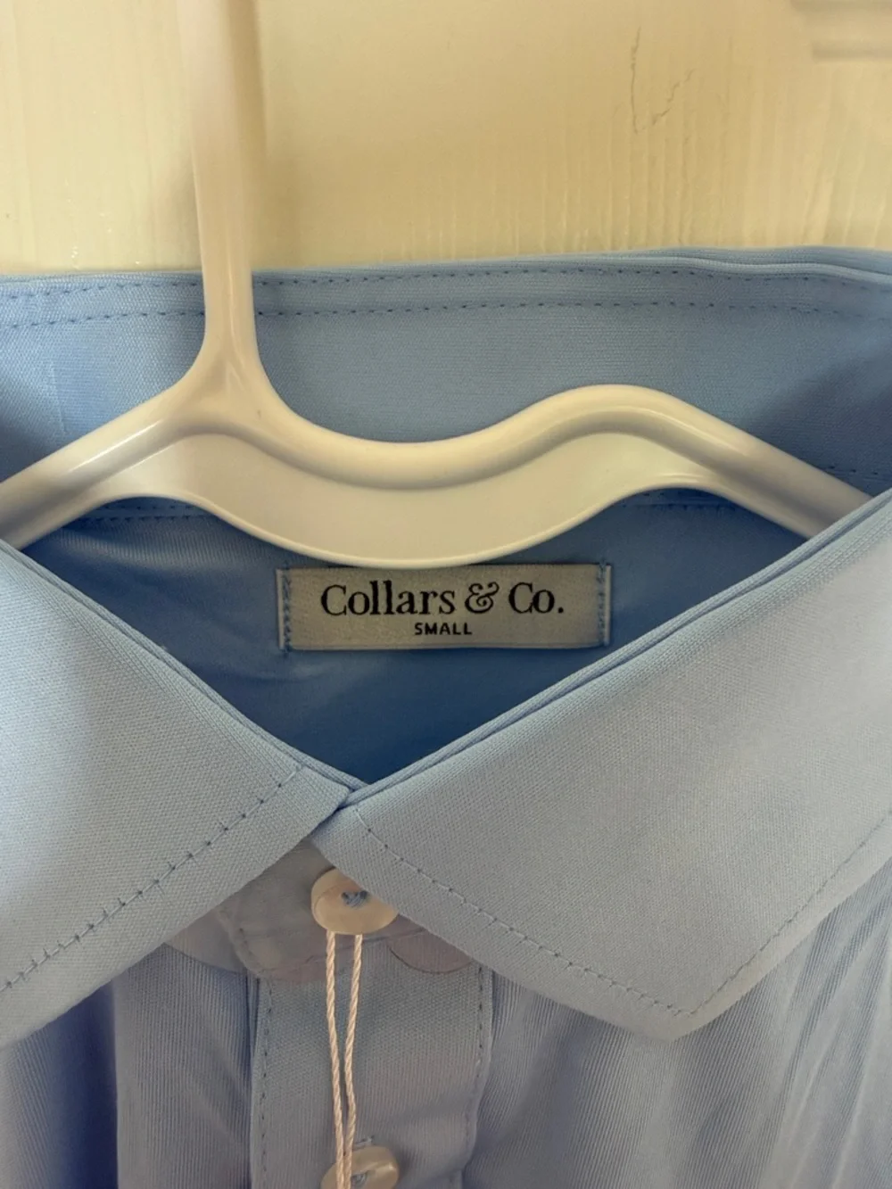 NWT Collars & Co. Sky Blue Semi-Spread Collar Polo in Size Small